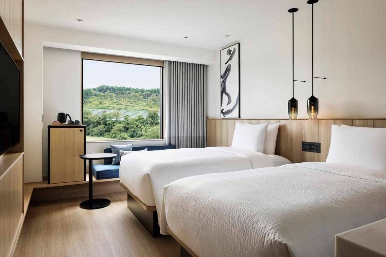 מלון Maniwa Fairfield By Marriott Okayama Hiruzen Highland מראה חיצוני תמונה